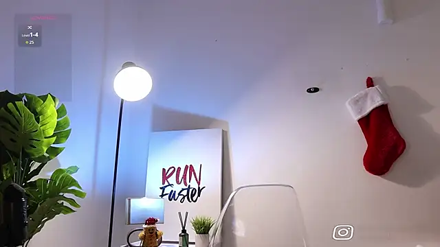 Jaycobortiz  online show from December 3, 2:45 am