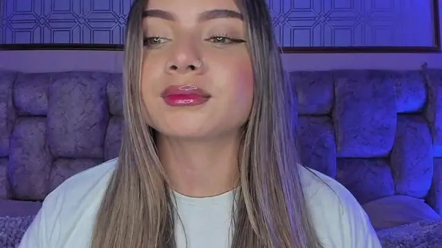 AnnyLopezz  online show from March 20, 7:03 am
