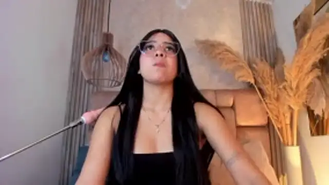 AnnyLopezz  online show from February 8, 5:16 am