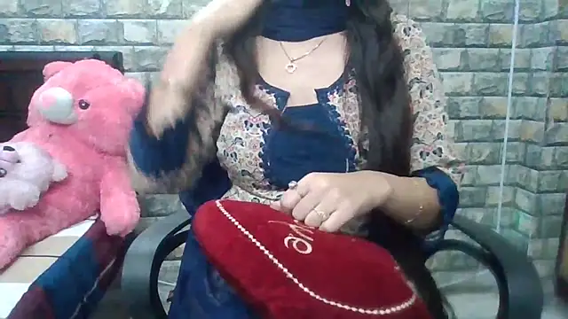 Sexy iknoor online show from February 11, 5:07 am