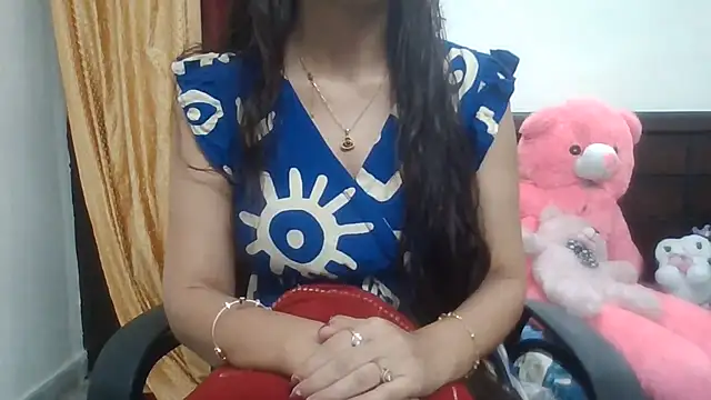 Snapshot of Sexy_iknoor chatting on July 15, 5:36 am Sexy iknoor online show from July 15, 5:36 am