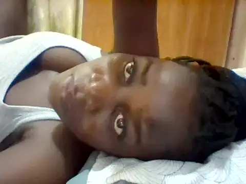 Snapshot of Alessandrajenna chatting on March 12, 6:40 am Alessandrajenna online show from March 12, 6:40 am