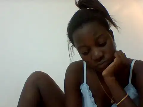 Snapshot of Alessandrajenna chatting on February 9, 5:00 pm Alessandrajenna online show from February 9, 5:00 pm