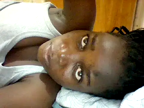 Snapshot of Alessandrajenna chatting on March 14, 12:10 am Alessandrajenna online show from March 14, 12:10 am