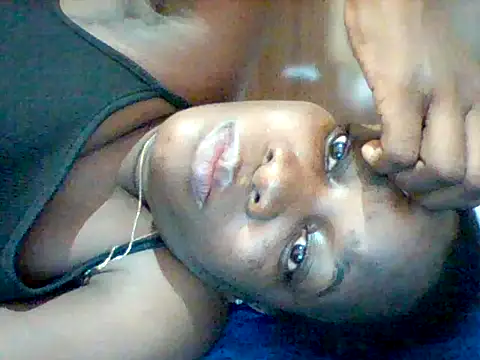 Alessandrajenna online show from April 15, 8:31 am