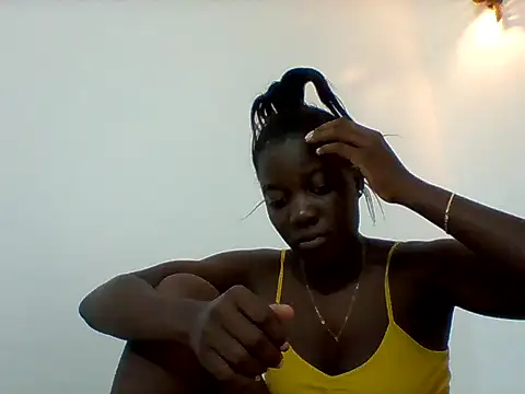 Snapshot of Alessandrajenna chatting on February 16, 7:29 am Alessandrajenna online show from February 16, 7:29 am