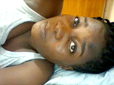 Snapshot of Alessandrajenna chatting on March 15, 12:13 pm Alessandrajenna online show from March 15, 12:13 pm