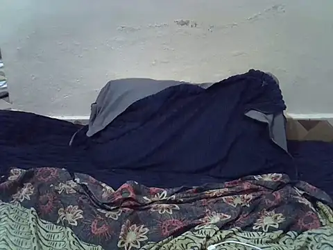 pretty-donna online show from January 5, 6:11 pm