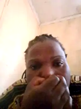 pretty-donna online show from March 19, 12:16 pm