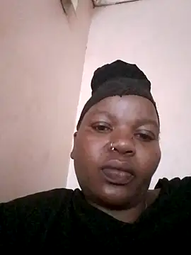 pretty-donna online show from November 9, 6:39 am