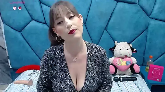 Snapshot of Belly_Rosse chatting on April 22, 2:02 pm Belly Rosse online show from April 22, 2:02 pm