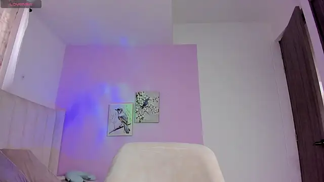 Mhia palmer online show from October 25, 1:23 pm