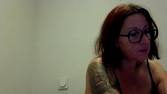 feline27 online show from October 28, 9:25 pm