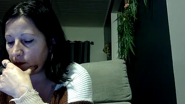 feline27 online show from January 6, 5:50 pm