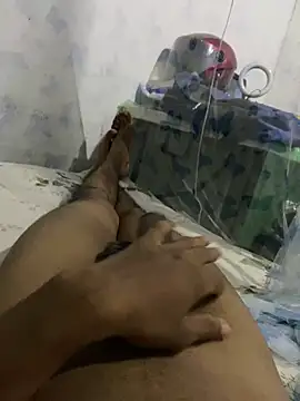 kaiz0217 online show from November 12, 8:56 pm