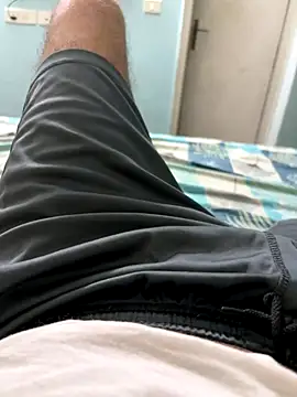 yourheroforfun online show from September 30, 8:15 pm