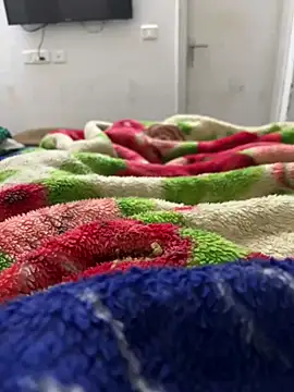 yourheroforfun online show from February 21, 7:10 pm