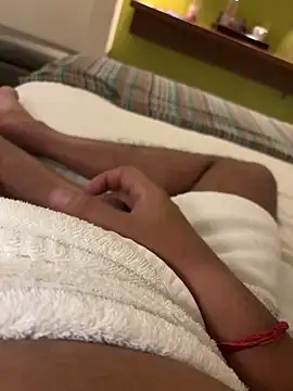 yourheroforfun online show from December 15, 8:14 pm