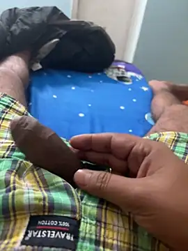 yourheroforfun online show from February 24, 6:31 pm