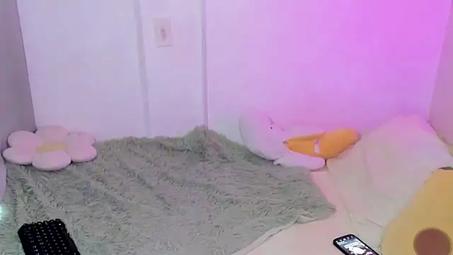 damn that booty online show from April 20, 5:58 pm
