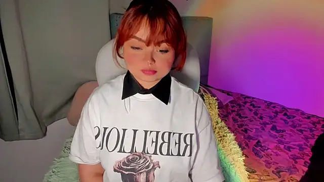 damn that booty online show from October 5, 12:23 am