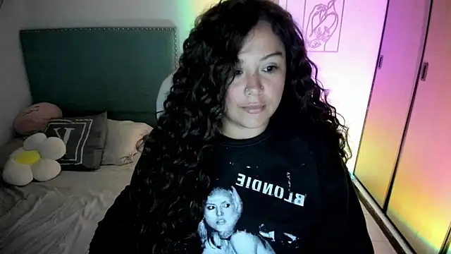 Snapshot of bigbooty-30 chatting on November 8, 9:35 am bigbooty-30 online show from November 8, 9:35 am