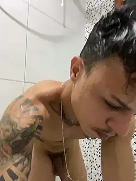 Gust027 online show from April 17, 1:08 am