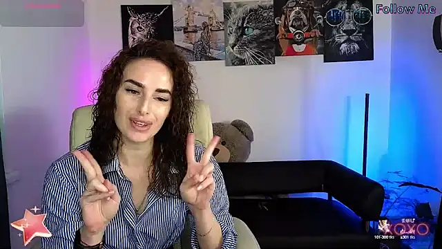 Snapshot of xx_adrihanna_xx chatting on February 20, 3:08 pm xx adrihanna xx online show from February 20, 3:08 pm