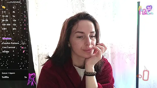 xx adrihanna xx online show from May 8, 6:17 am