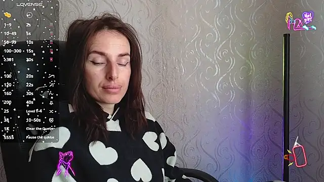 xx adrihanna xx online show from May 18, 6:18 am