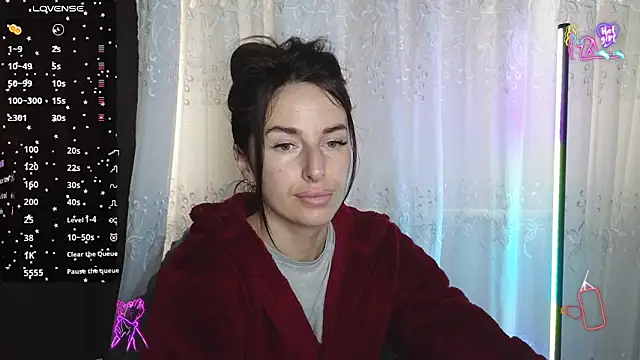 xx adrihanna xx online show from May 10, 6:39 am