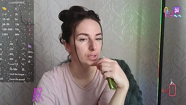 xx adrihanna xx online show from May 11, 5:42 am