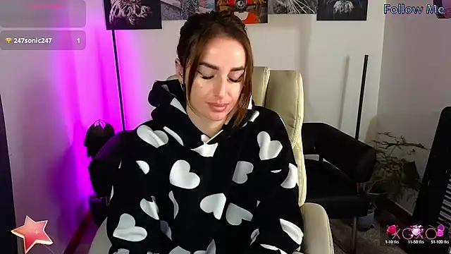 Snapshot of xx_adrihanna_xx chatting on March 11, 4:30 am xx adrihanna xx online show from March 11, 4:30 am