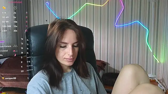 Snapshot of xx_adrihanna_xx chatting on July 10, 6:35 am xx adrihanna xx online show from July 10, 6:35 am