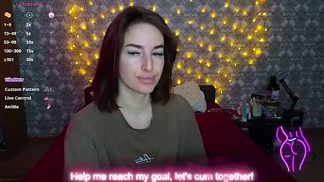 xx adrihanna xx online show from December 16, 7:45 am