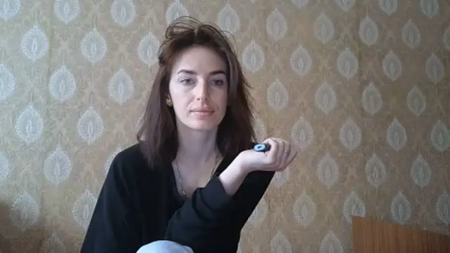 xx adrihanna xx online show from February 18, 6:55 am