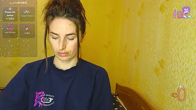 xx adrihanna xx online show from March 24, 5:13 pm