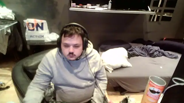 Snapshot of Bebemickey75 chatting on September 18, 11:08 pm Bebemickey75 online show from September 18, 11:08 pm