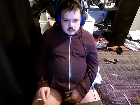 Snapshot of Bebemickey75 chatting on March 9, 6:11 pm Bebemickey75 online show from March 9, 6:11 pm