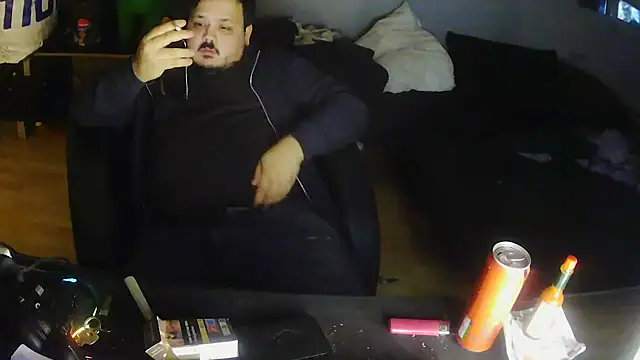 Snapshot of Bebemickey75 chatting on November 9, 12:03 am Bebemickey75 online show from November 9, 12:03 am