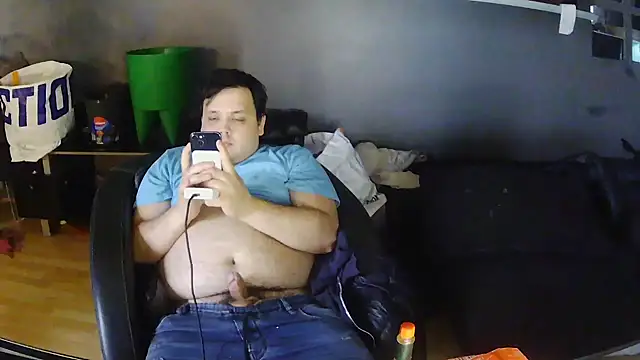 Snapshot of Bebemickey75 chatting on November 10, 3:28 pm Bebemickey75 online show from November 10, 3:28 pm