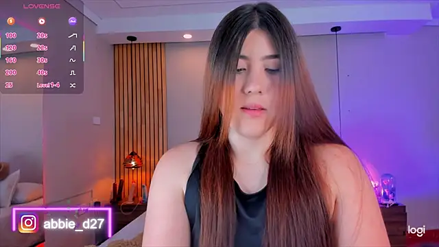 Snapshot of AbbieEdmond chatting on September 20, 4:17 am AbbieEdmond online show from September 20, 4:17 am