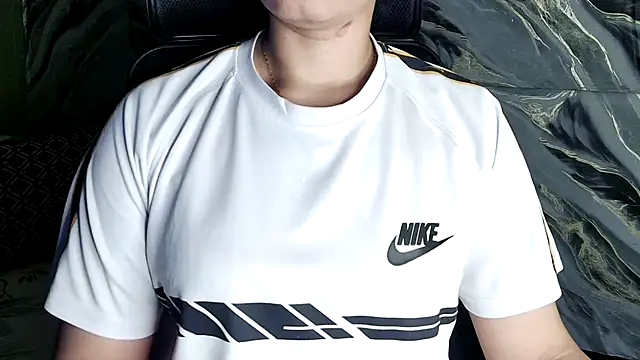 Snapshot of Sima--Roy chatting on December 15, 6:36 pm Sima--Roy online show from December 15, 6:36 pm