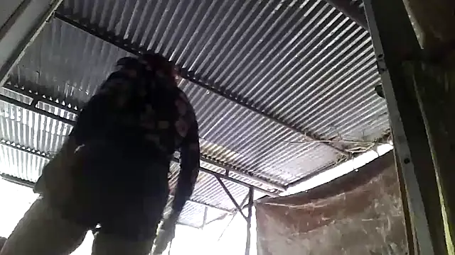 spundarella420 online show from April 3, 4:02 pm