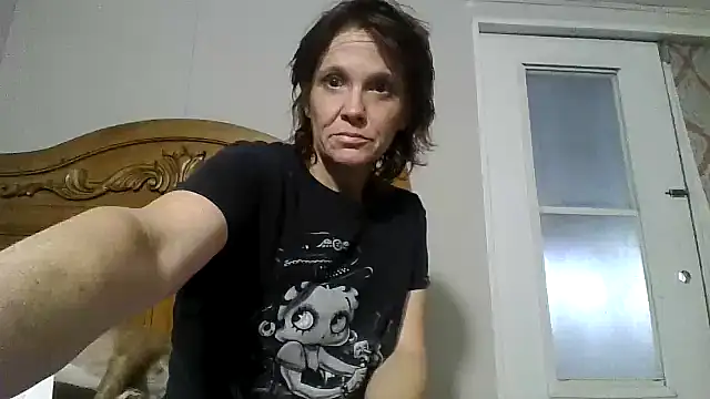 spundarella420 online show from May 27, 8:27 pm