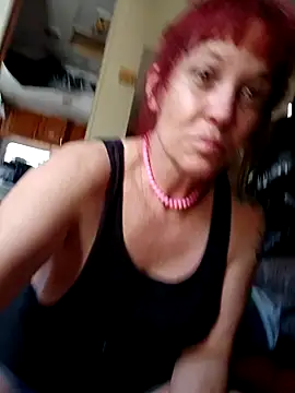 spundarella420 online show from February 8, 8:53 pm