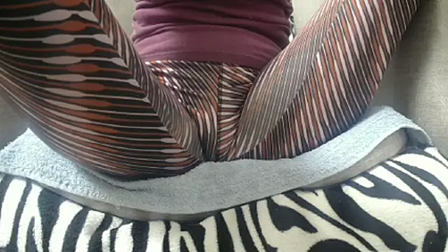 Snapshot of Web_Lady chatting on November 19, 7:08 am Web Lady online show from November 19, 7:08 am