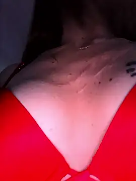Snapshot of Ladykimberly_XOXO chatting on October 3, 8:10 pm Ladykimberly XOXO online show from October 3, 8:10 pm
