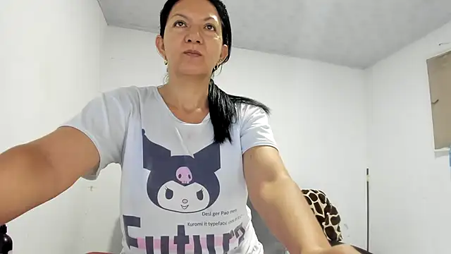 Snapshot of Angelblue_ chatting on September 20, 12:21 pm Angelblue online show from September 20, 12:21 pm