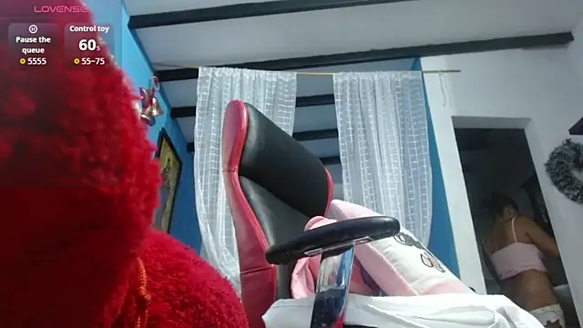 wendy rivera  online show from November 7, 11:04 am